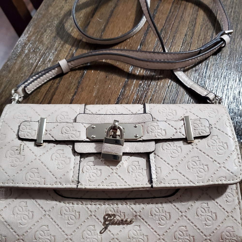 Guess Crossbody Bag